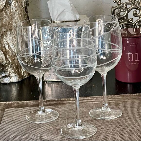 3 Mikasa Cheers Wine Glasses 16 oz etched  3 Set Swirls Holiday - Picture 1 of 5